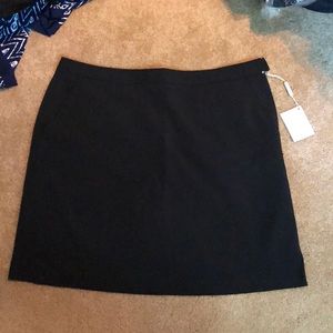 Fairway and Greene skirt